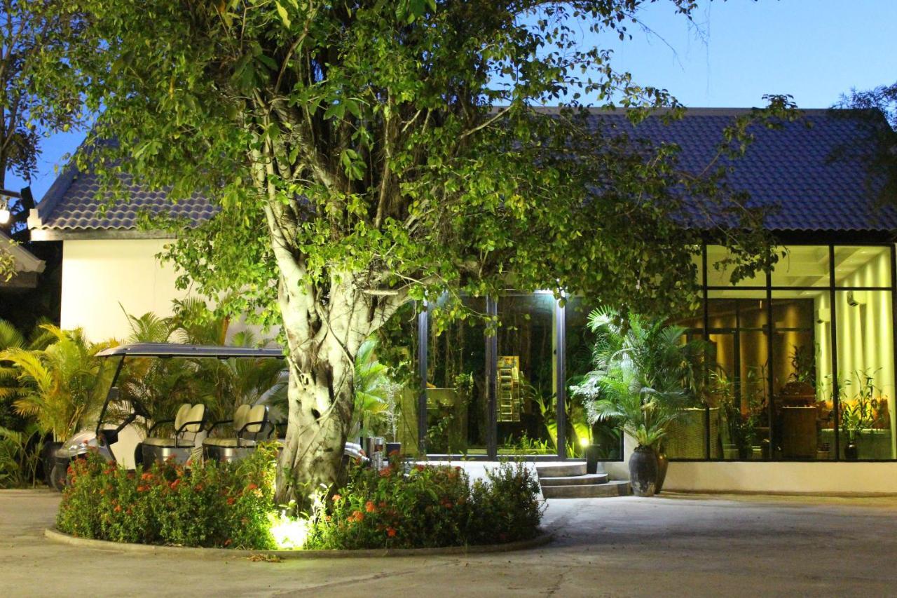 Asarita Angkor Resort & Spa Сиемрип Экстерьер фото